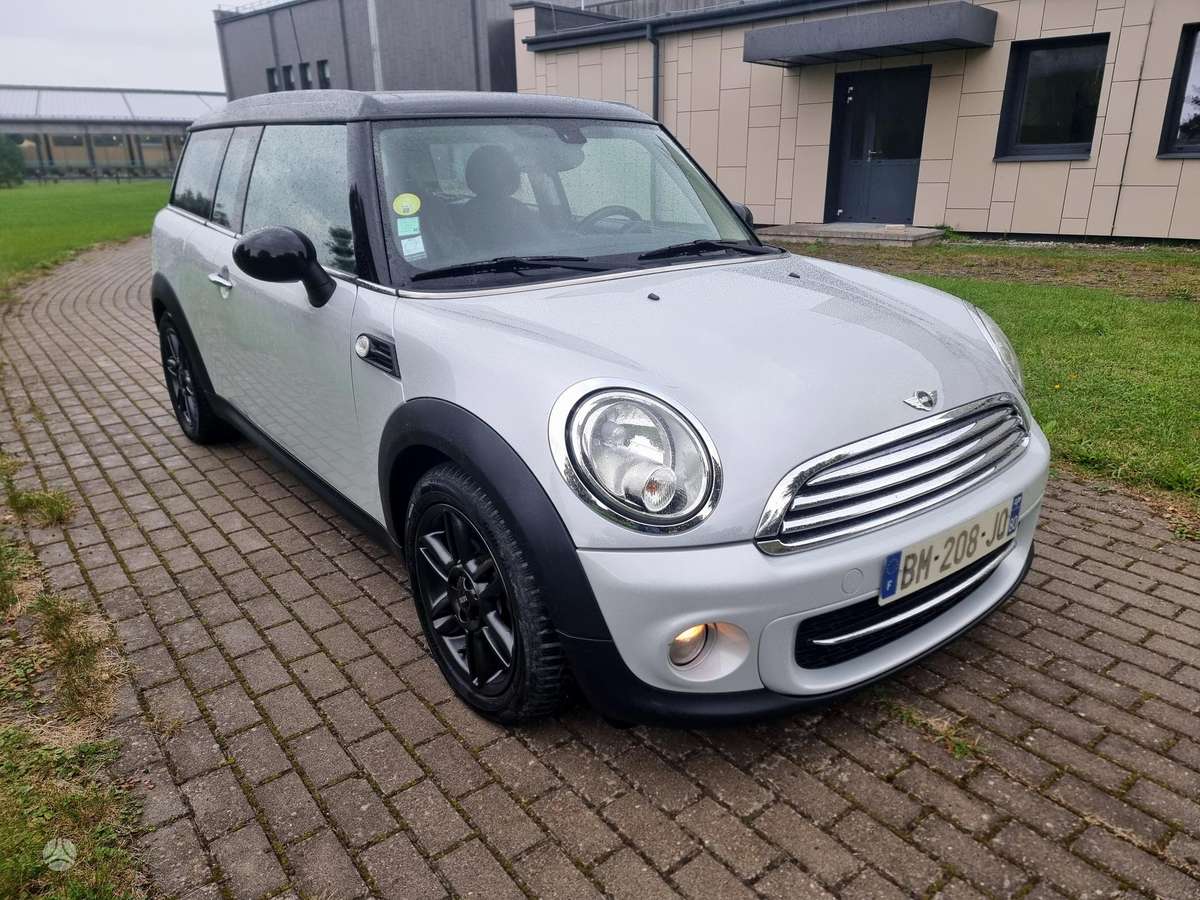 Mini Cooper 2011 — interior