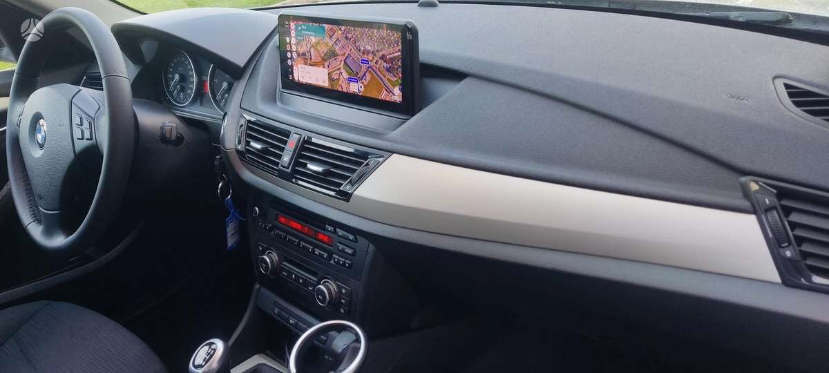 BMW X1 2012 — photo 11