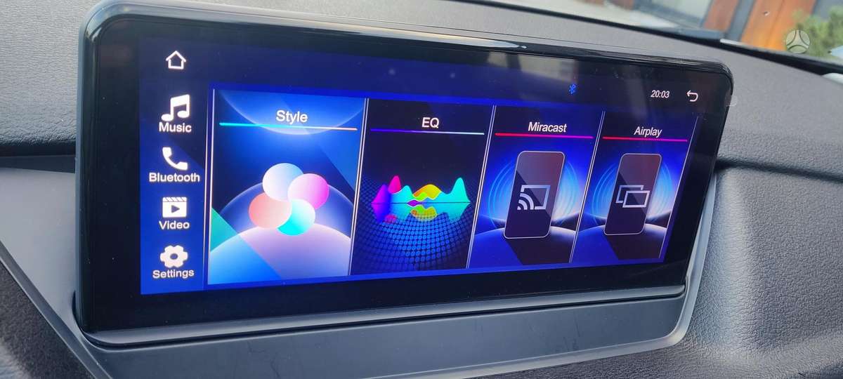 BMW X1 2012 — photo 13