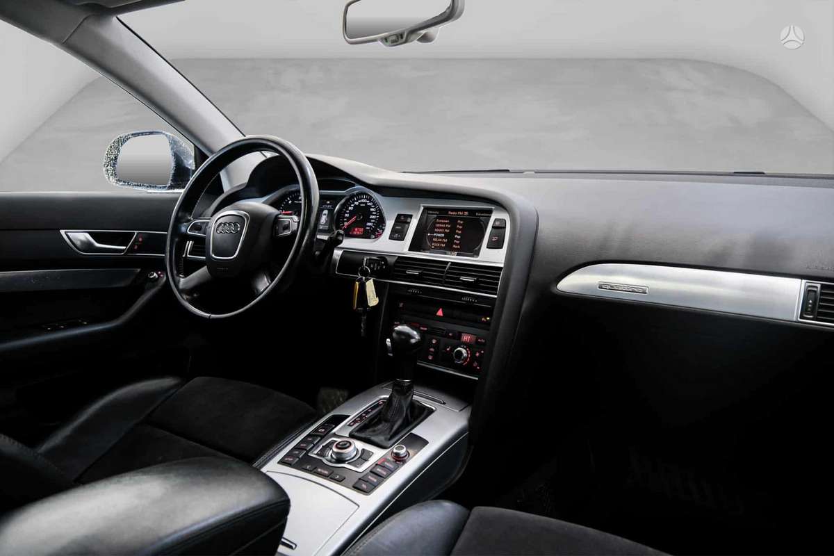 Audi A6 2010 — фото 7