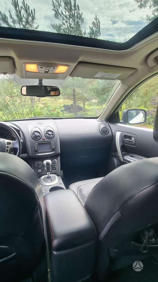 Nissan Rogue 2014 — вигляд ззаду