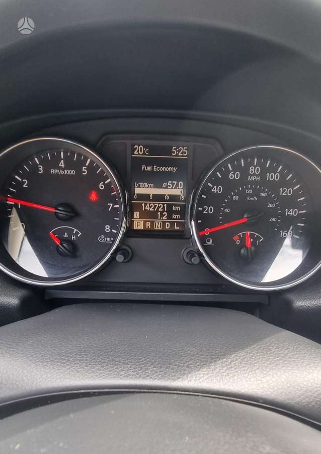 Nissan Rogue 2014 — салон