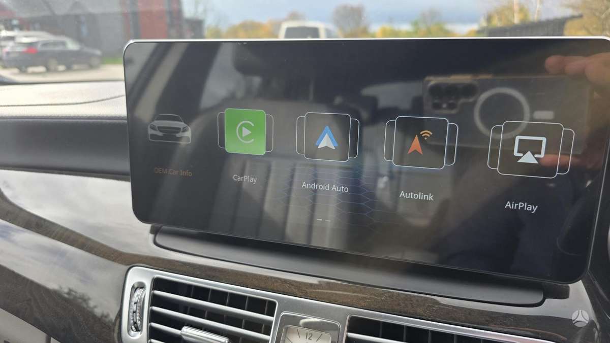 Mercedes-Benz CLS250 2014 — photo 16