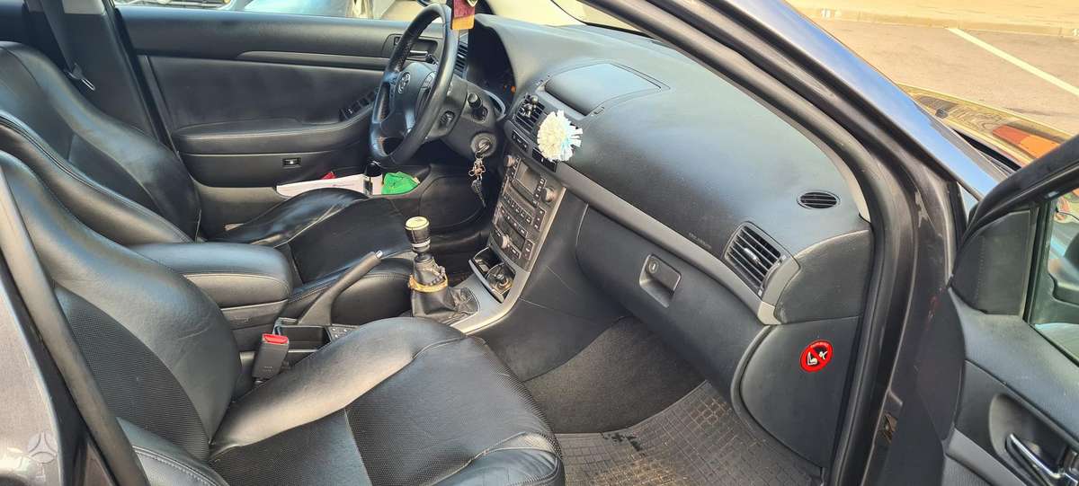 Toyota Avensis 2006 — photo 11