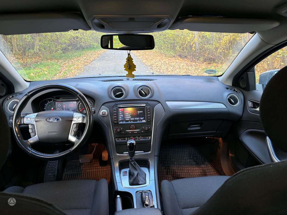 Ford Mondeo 2012 — photo 7