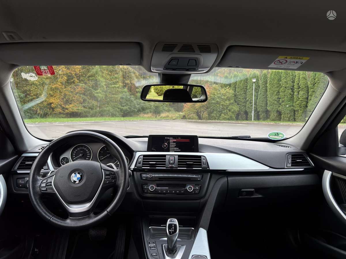 BMW 320 2014 — photo 10