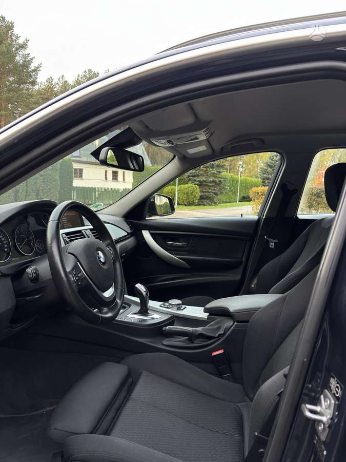 BMW 320 2014 — photo 8