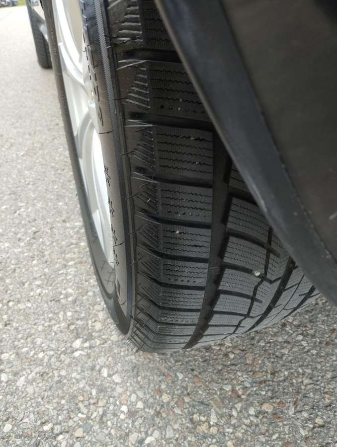 Mazda CX-7 2010 — photo 10