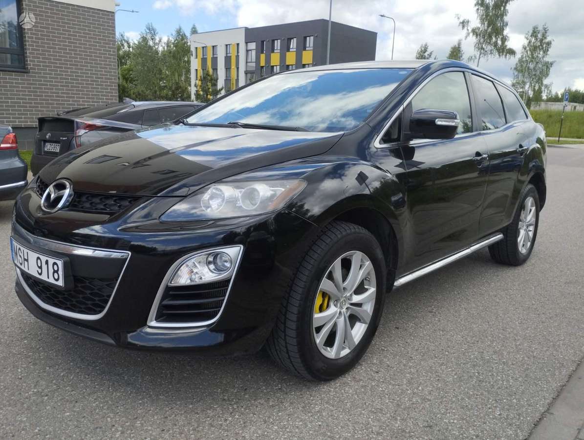Mazda CX-7 2010 — rear view
