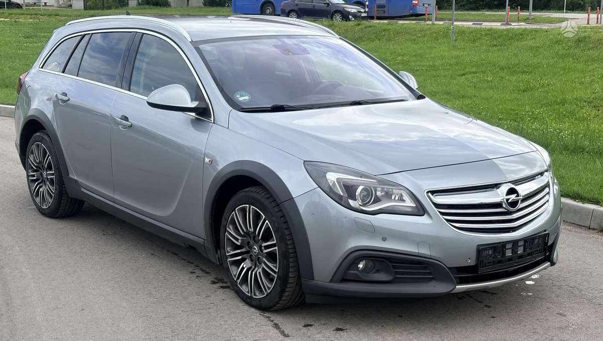 Opel Insignia, 2013