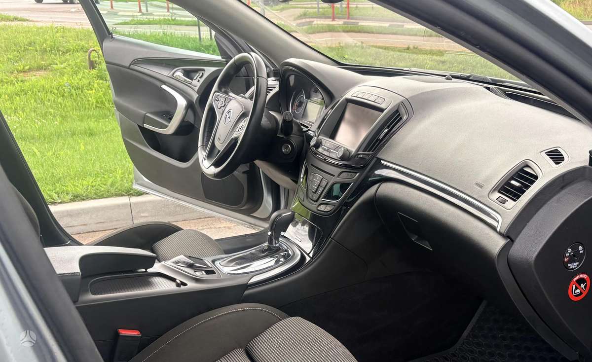 Opel Insignia 2013 — фото 14
