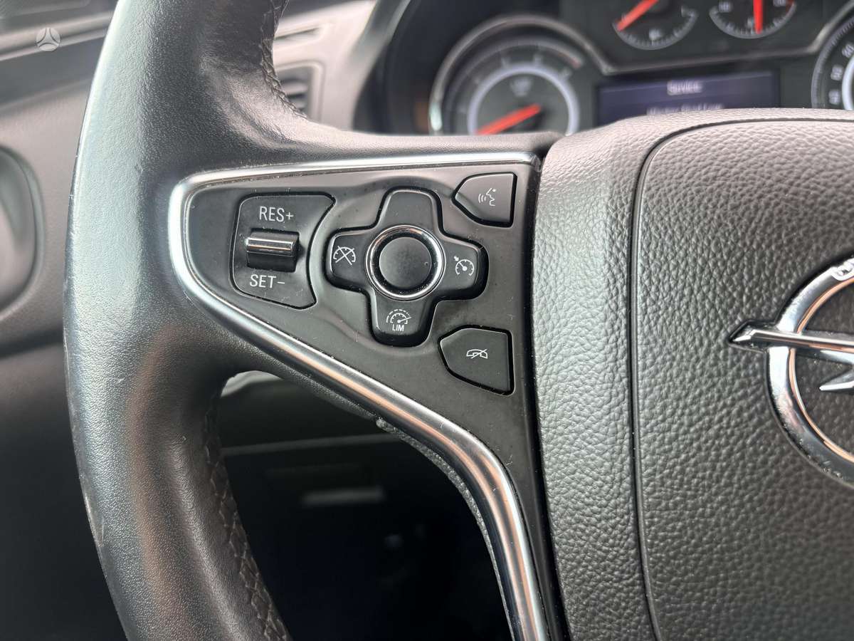 Opel Insignia 2013 — фото 19