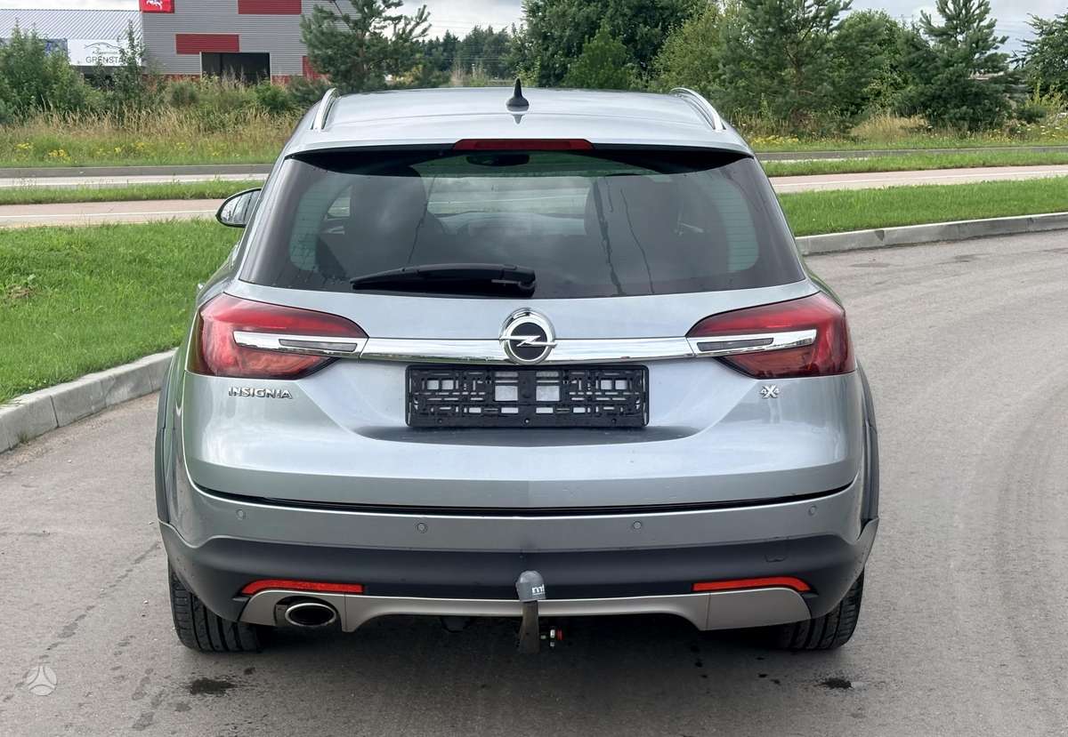 Opel Insignia 2013 — двигун 2000 cm³, 163 HP (120kW)