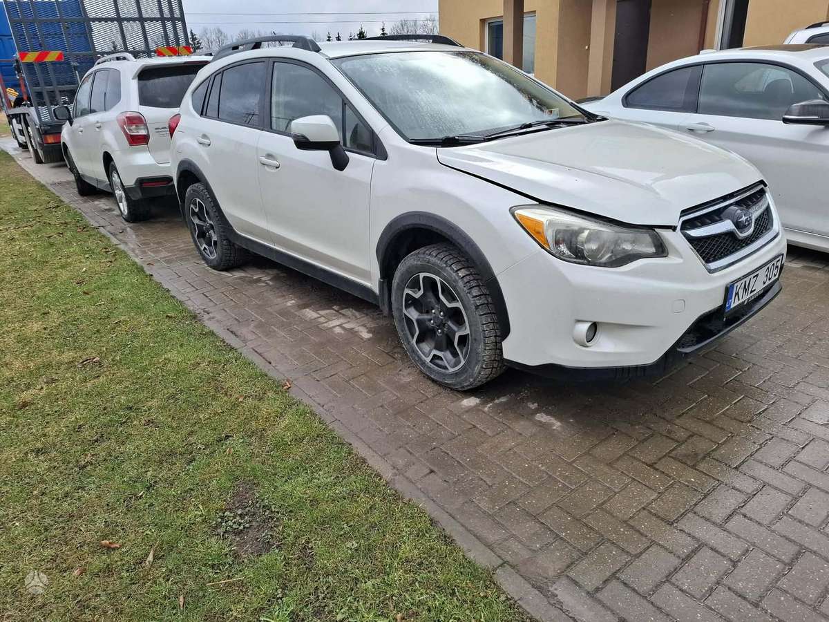 Subaru XV 2014 — photo 7