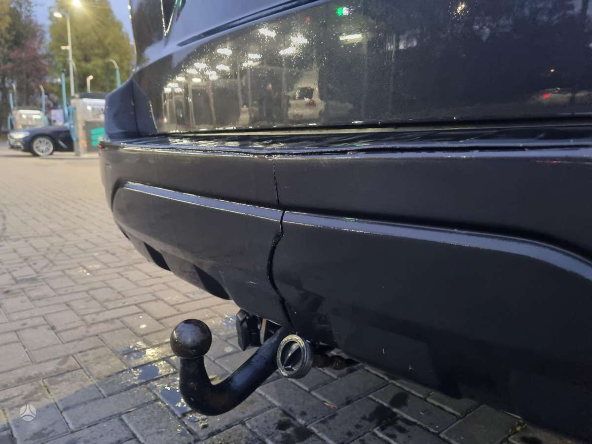Subaru Forester 2013 — rear view
