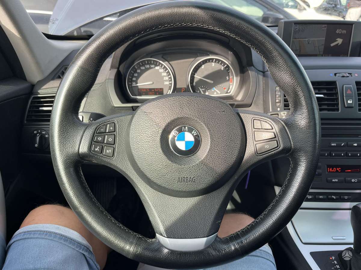 BMW X3 2009 — photo 16