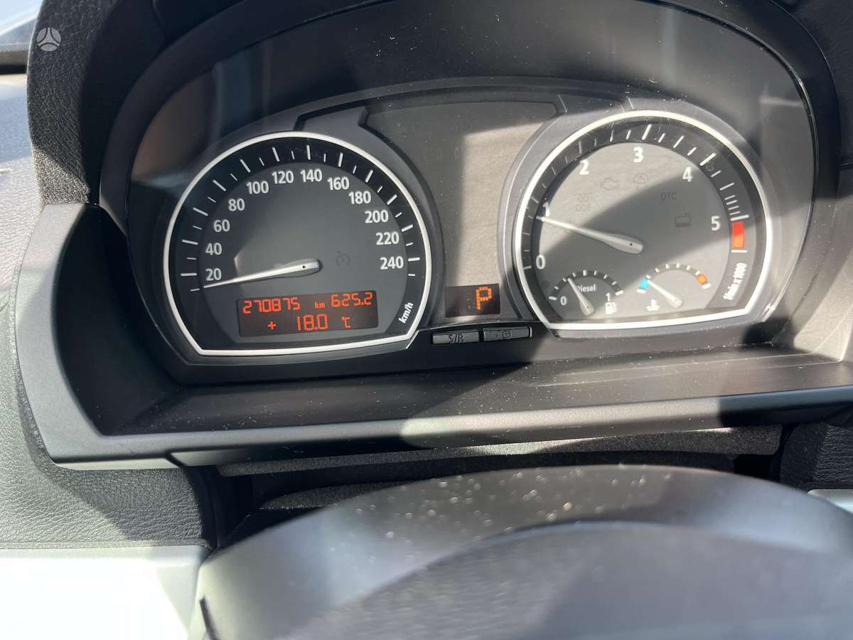 BMW X3 2009 — photo 17