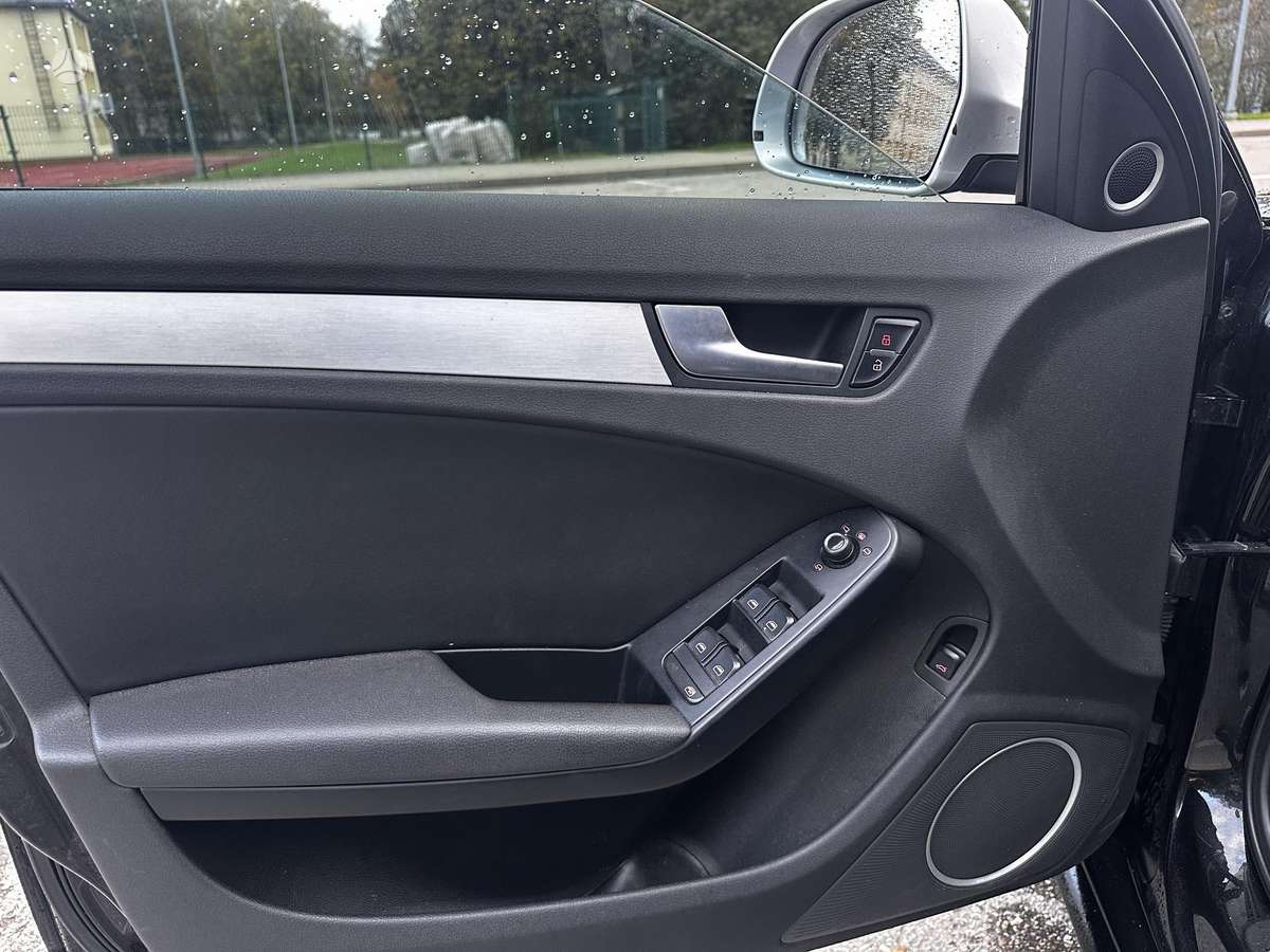 Audi A4 2008 — photo 16