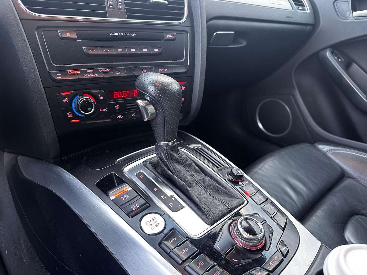Audi A4 2008 — photo 20