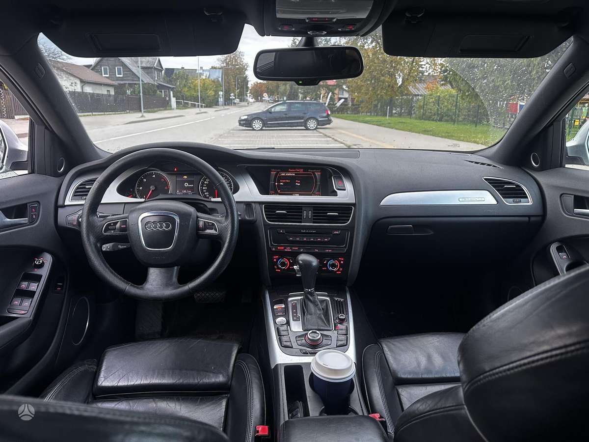 Audi A4 2008 — photo 8