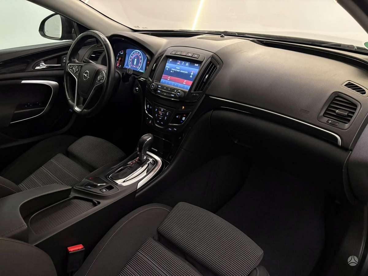 Opel Insignia 2014 — фото 11