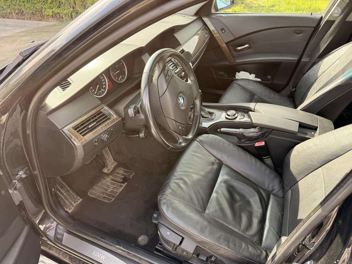 BMW 520 2006 — photo 13