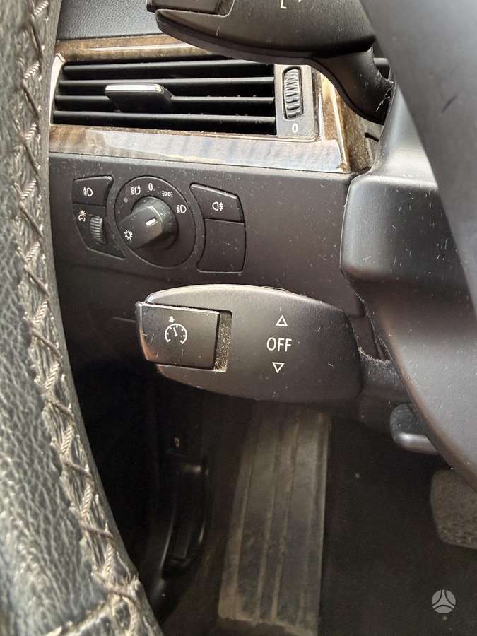BMW 520 2006 — photo 24