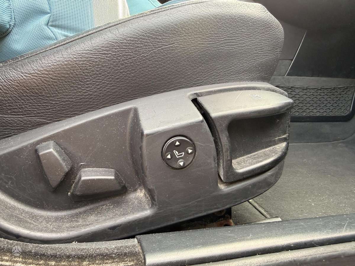BMW 520 2006 — photo 26