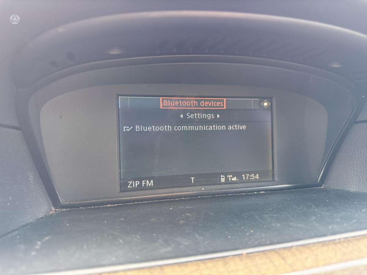 BMW 520 2006 — photo 30