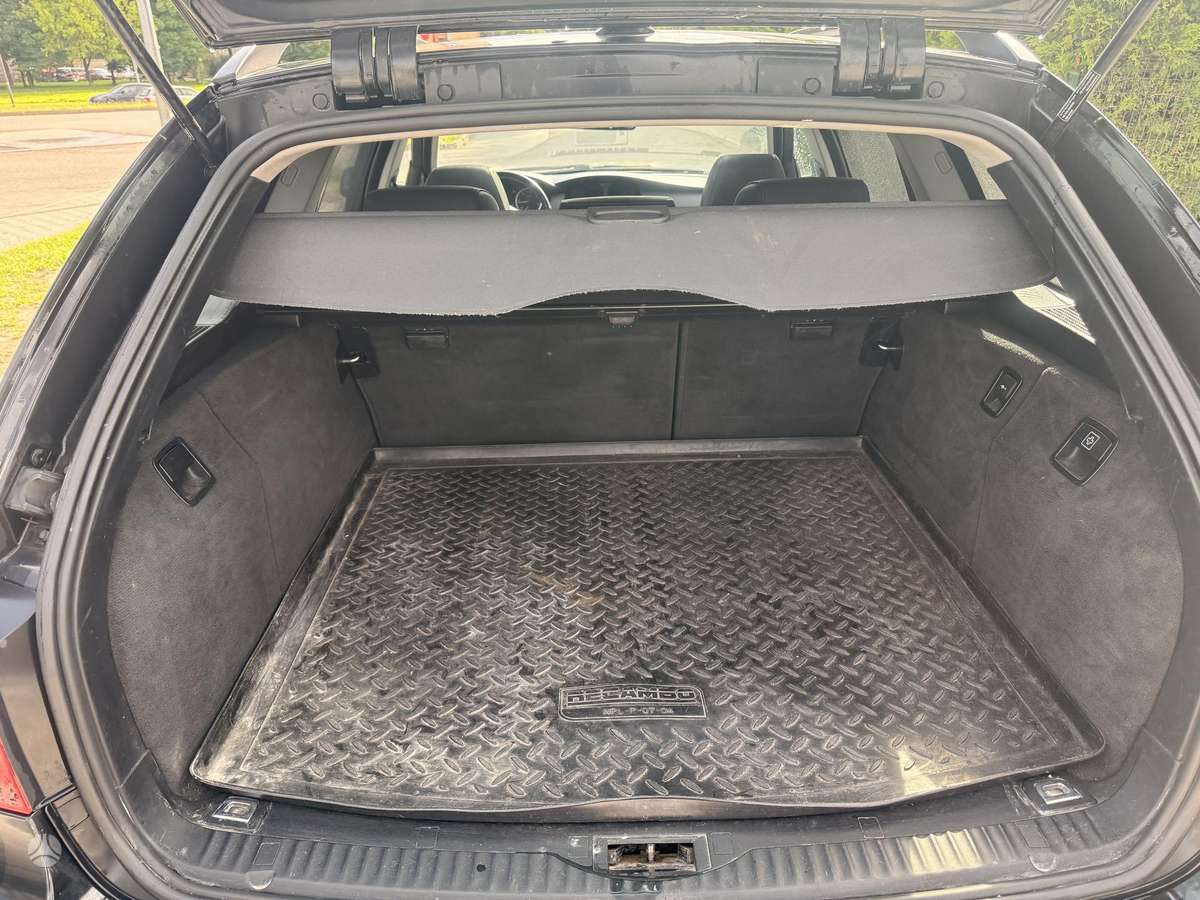 BMW 520 2006 — photo 33