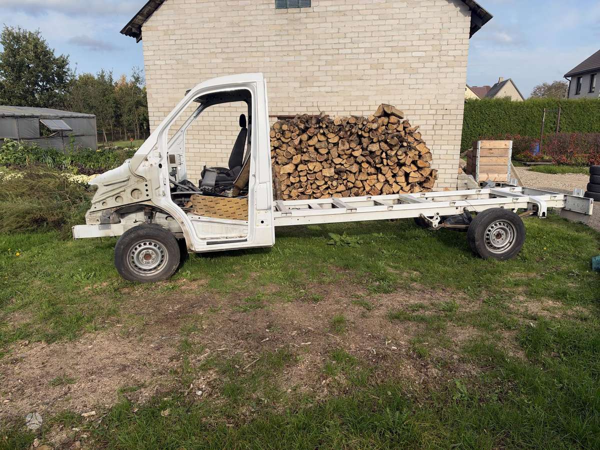 Mercedes-Benz Sprinter 2012 — салон