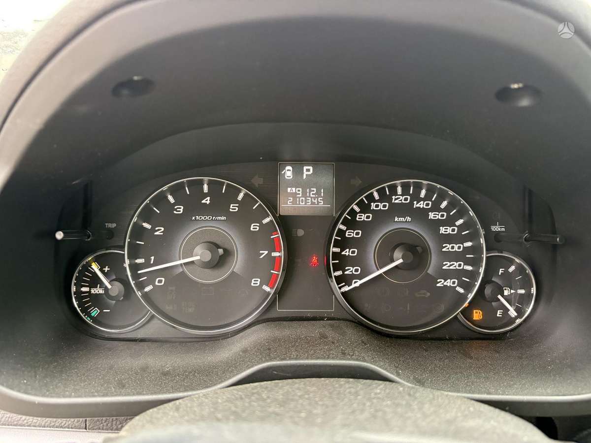 Subaru Outback 2012 — photo 15