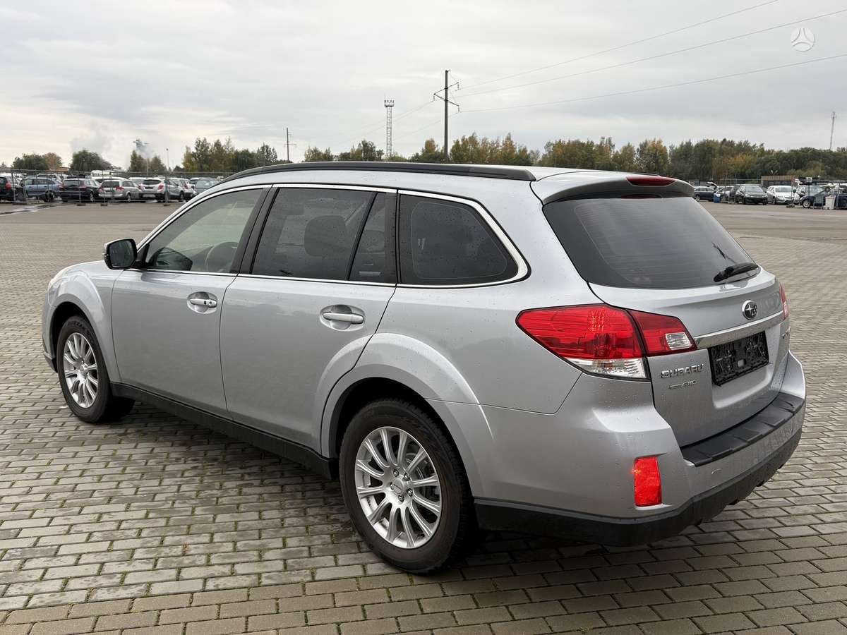 Subaru Outback 2012 — photo 5