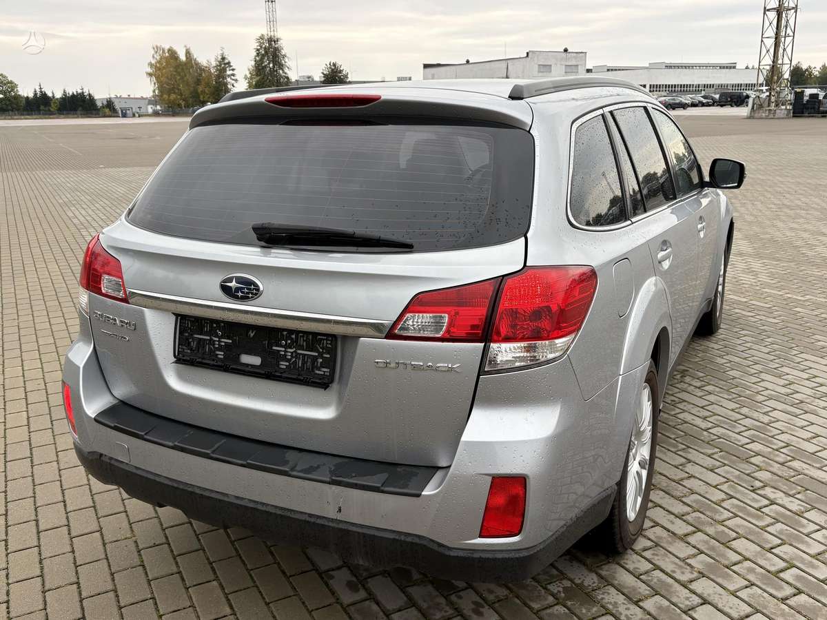 Subaru Outback 2012 — photo 6