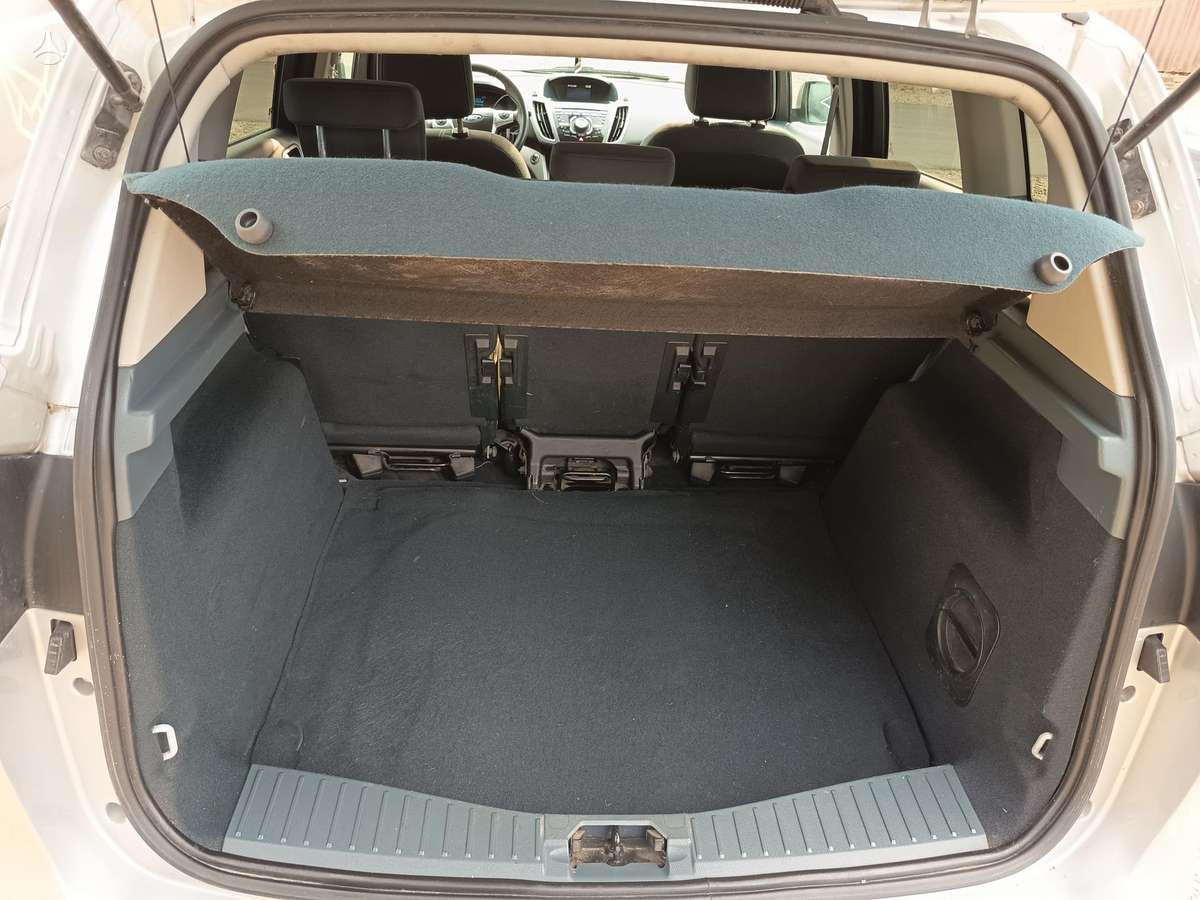 Ford C-MAX 2011 — photo 15