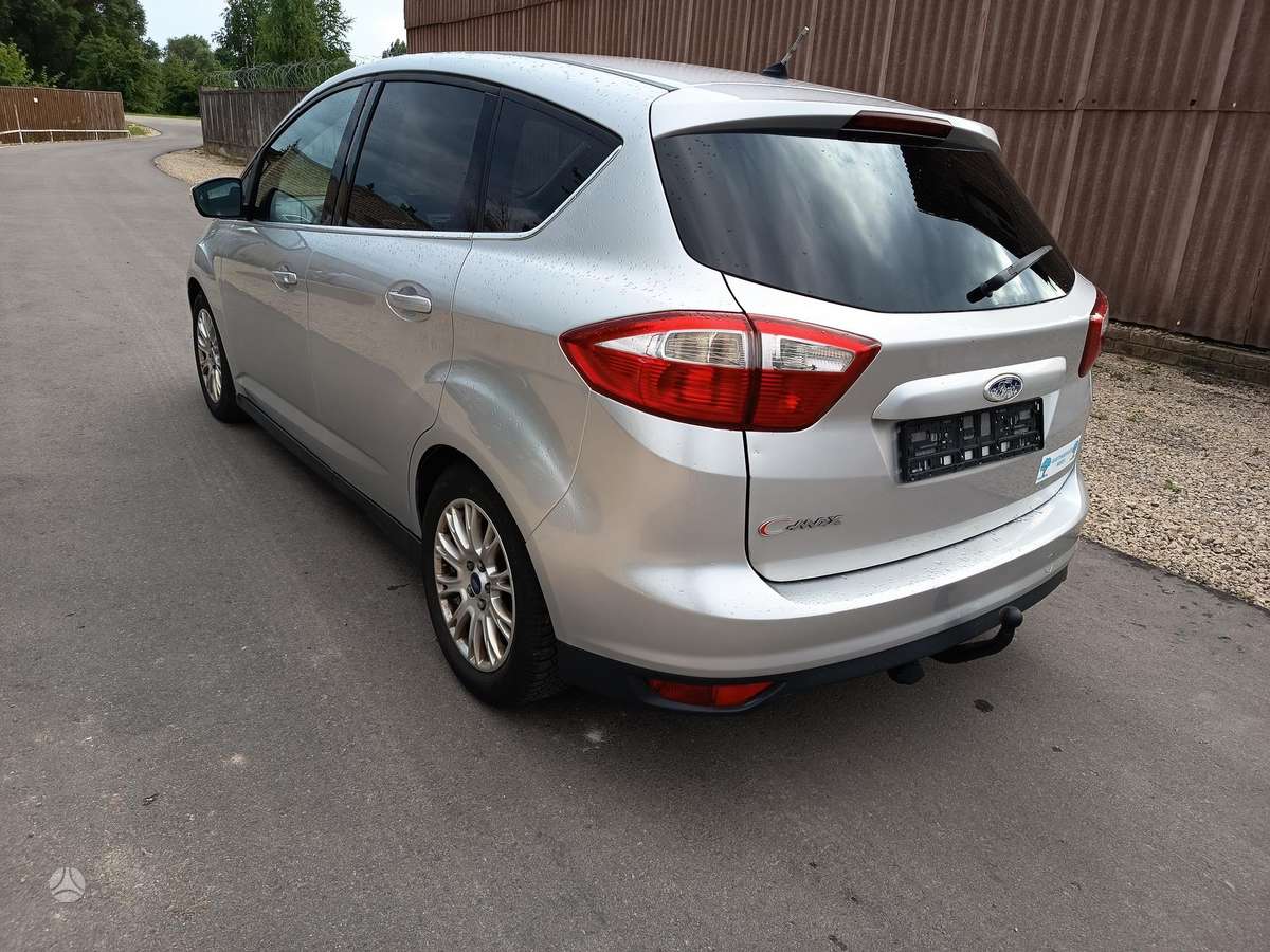 Ford C-MAX 2011 — rear view