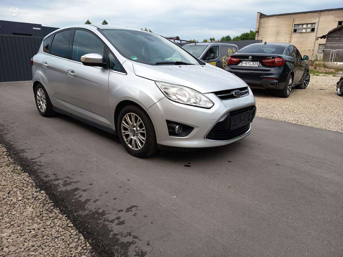 Ford C-MAX 2011 — interior