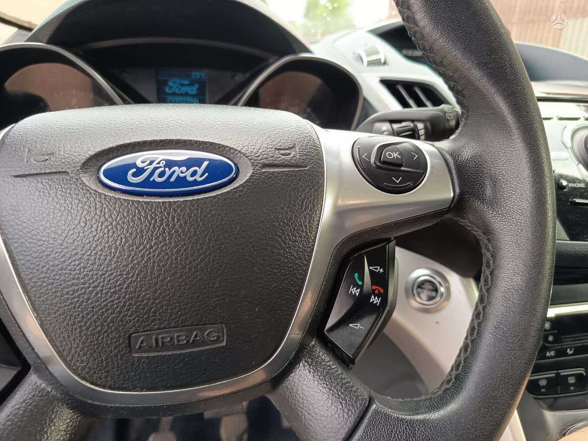 Ford C-MAX 2011 — photo 5