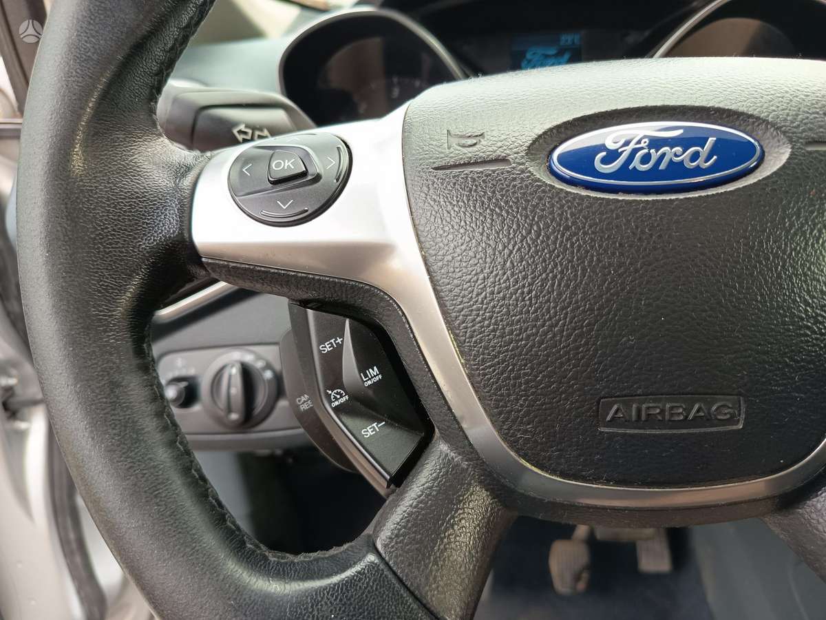 Ford C-MAX 2011 — photo 6