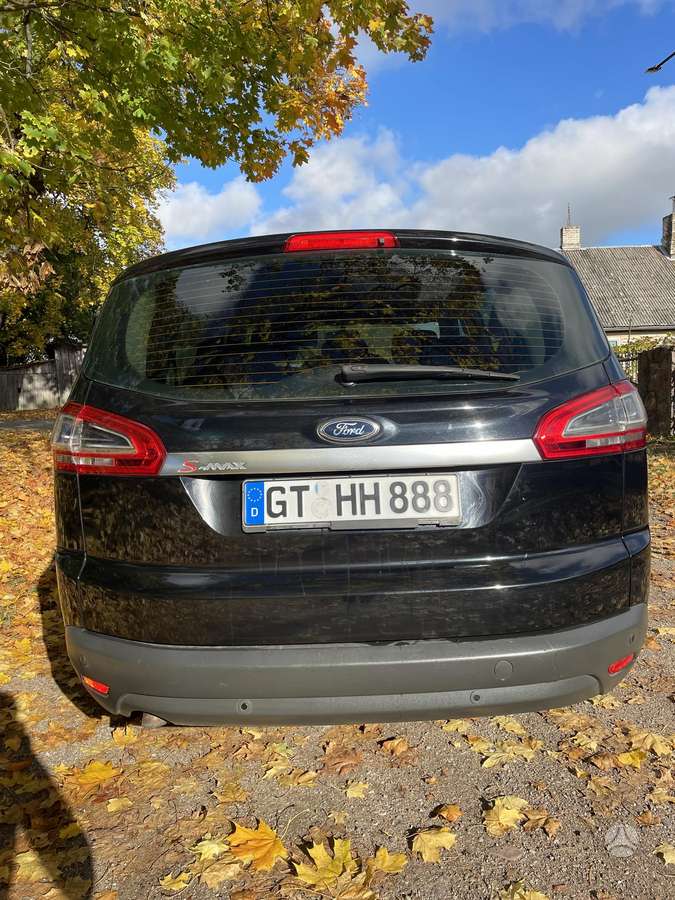 Ford S-MAX 2012 — photo 14