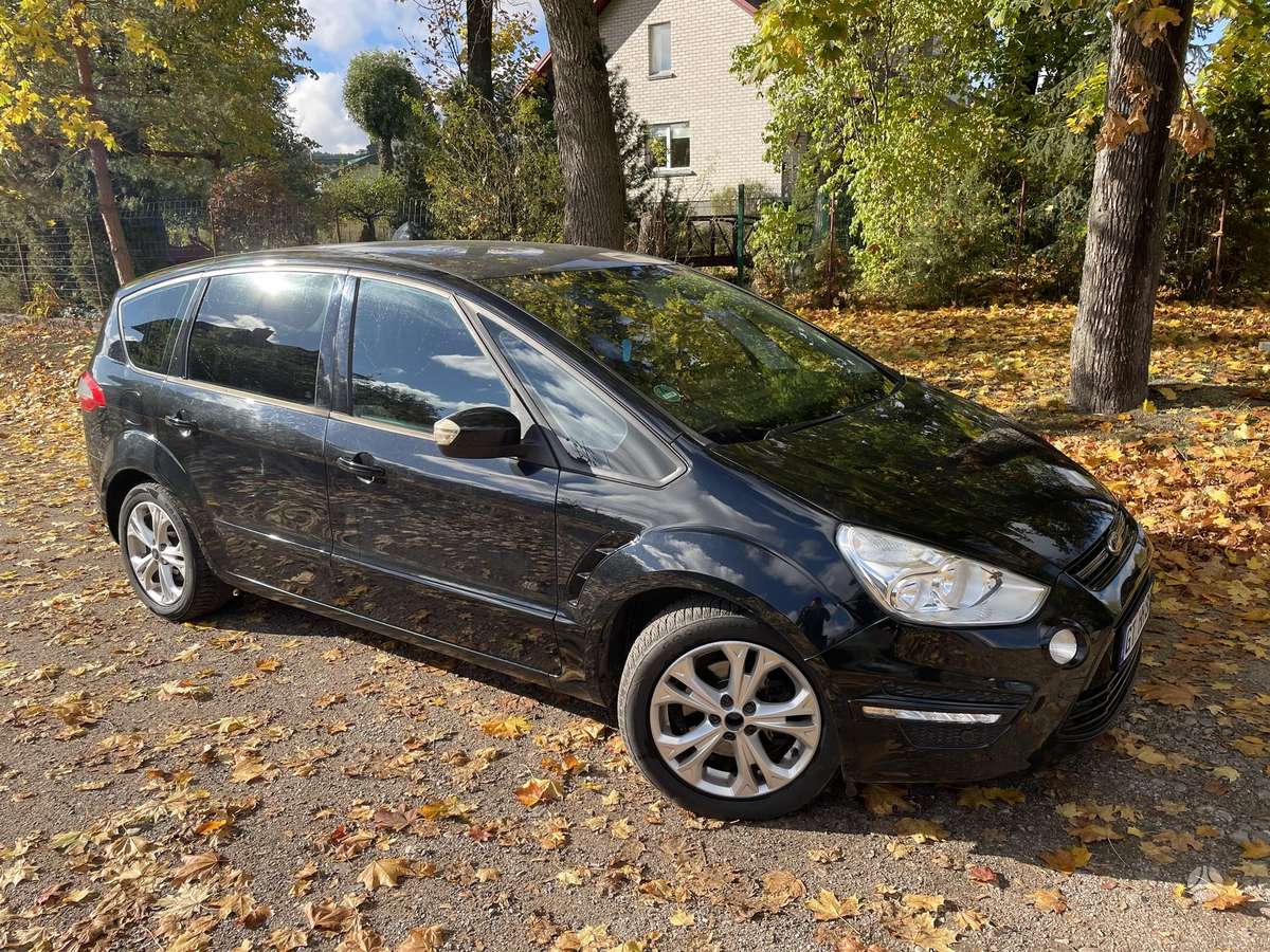 Ford S-MAX 2012 — photo 7