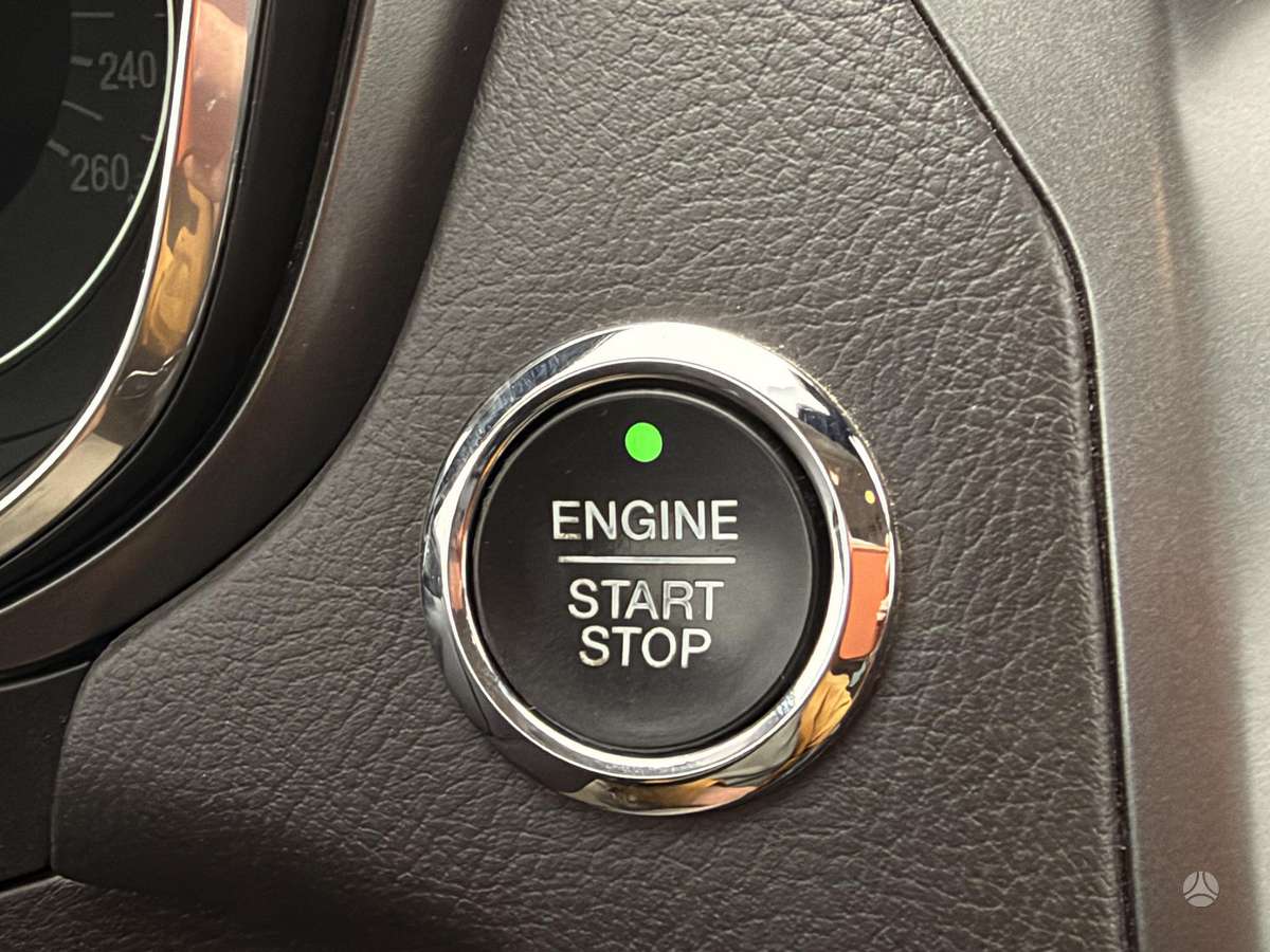 Ford Mondeo 2015 — photo 12
