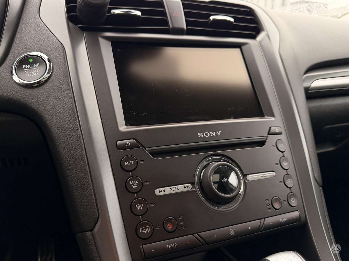 Ford Mondeo 2015 — photo 13