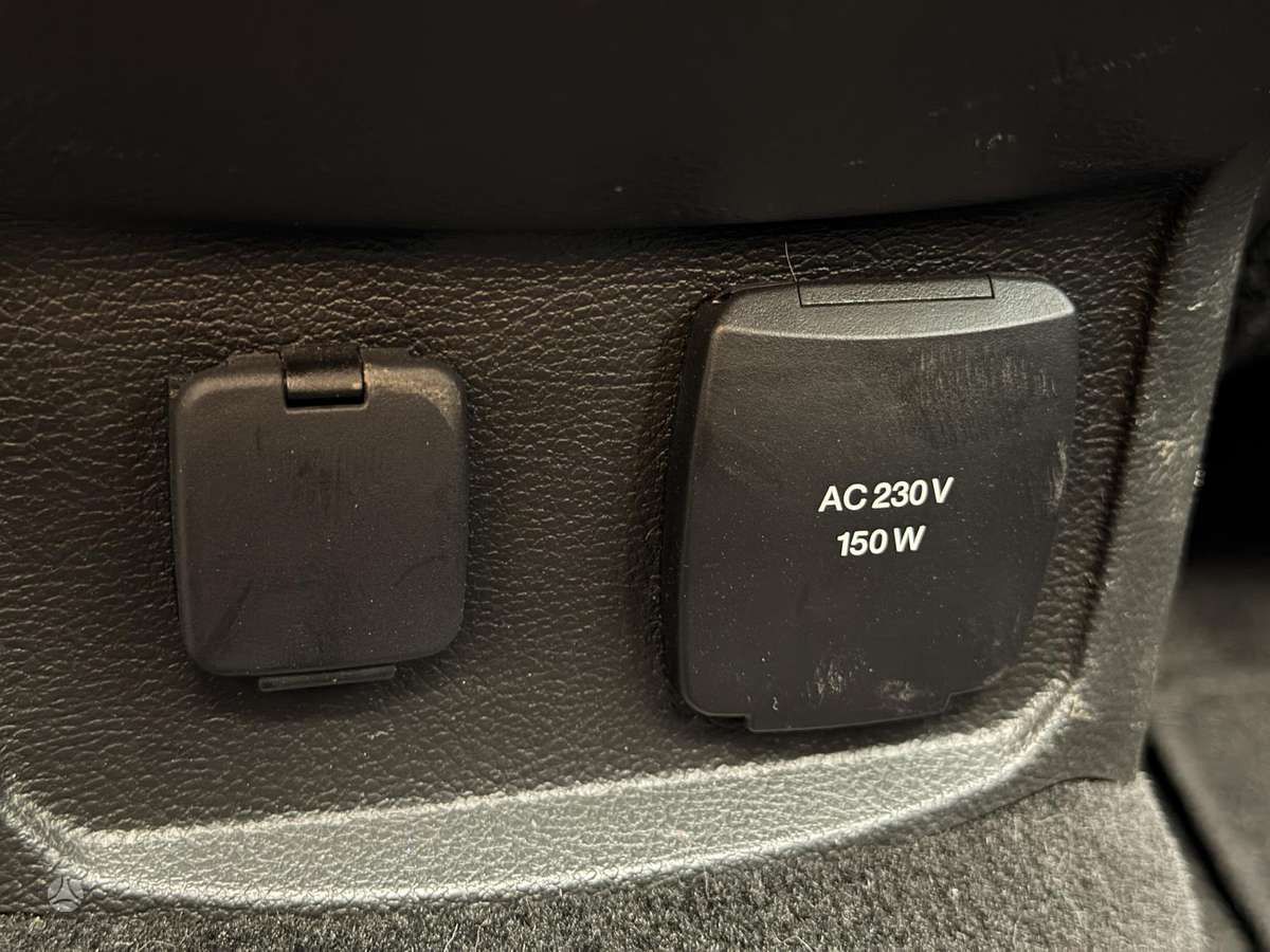 Ford Mondeo 2015 — photo 18