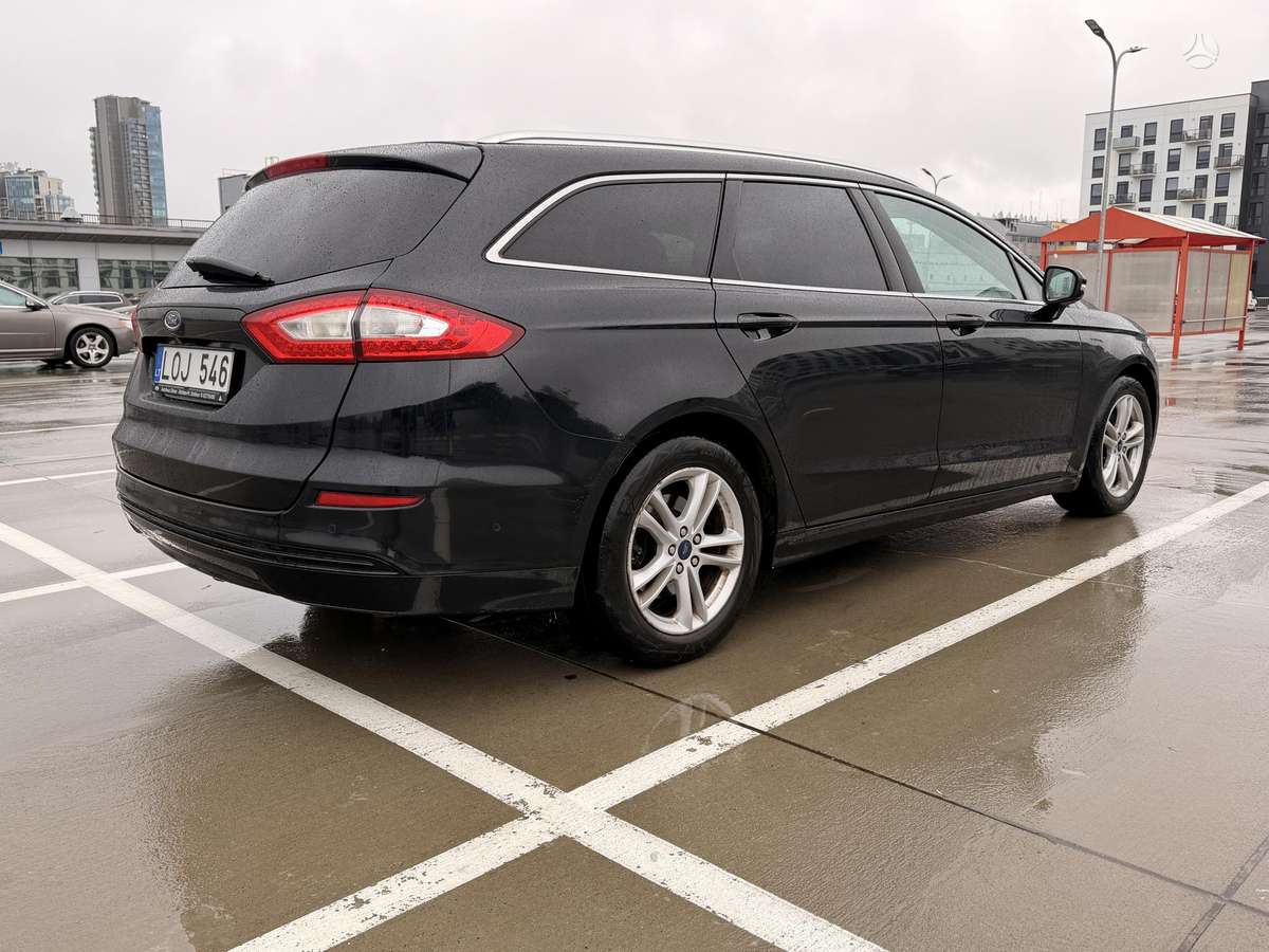 Ford Mondeo 2015 — interior