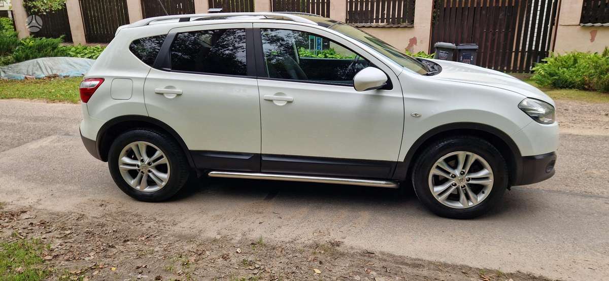 Nissan Qashqai 2010 — двигун 1500 cm³, 106 HP (78kW)