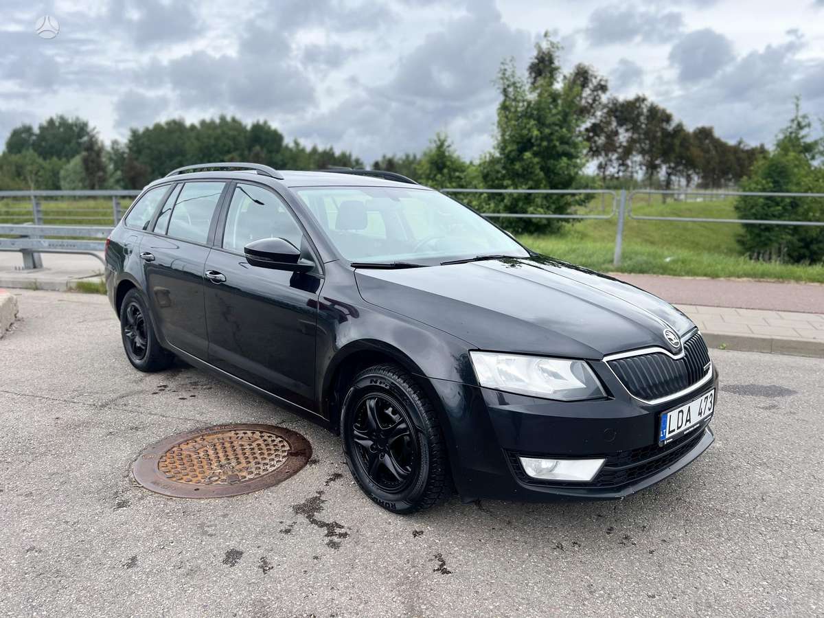 Skoda Octavia 2015 — interior