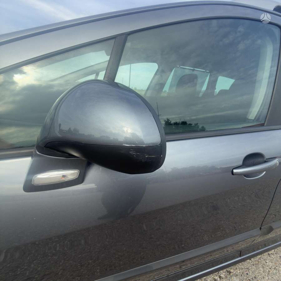 Peugeot 308 2010 — photo 6