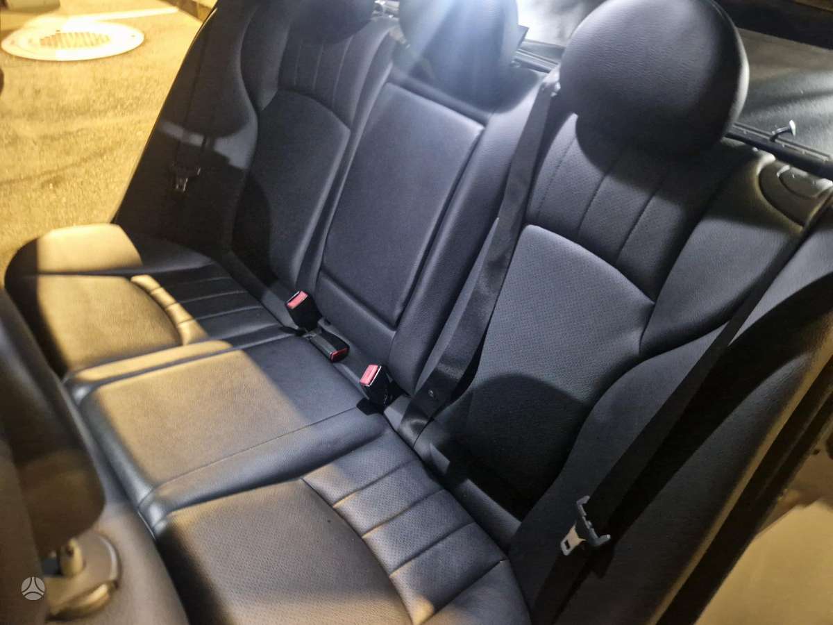 Mercedes-Benz C220 2007 — photo 12