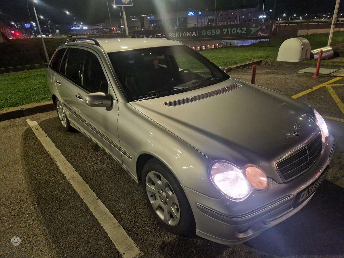 Mercedes-Benz C220 2007 — photo 5